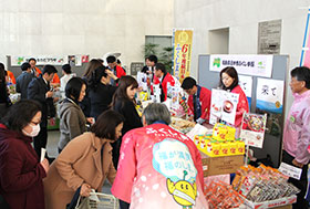 Hosting of the Great East Japan Earthquake Disaster Relief Marché